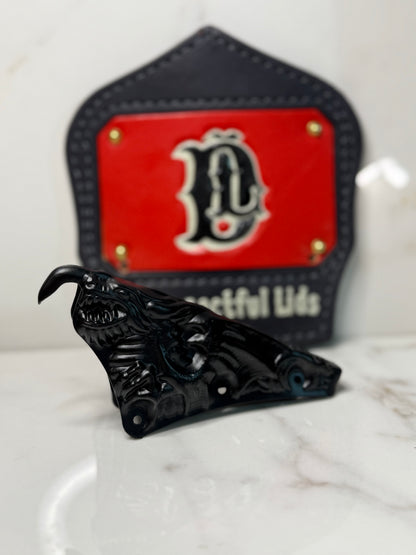 Dragon Front Holder