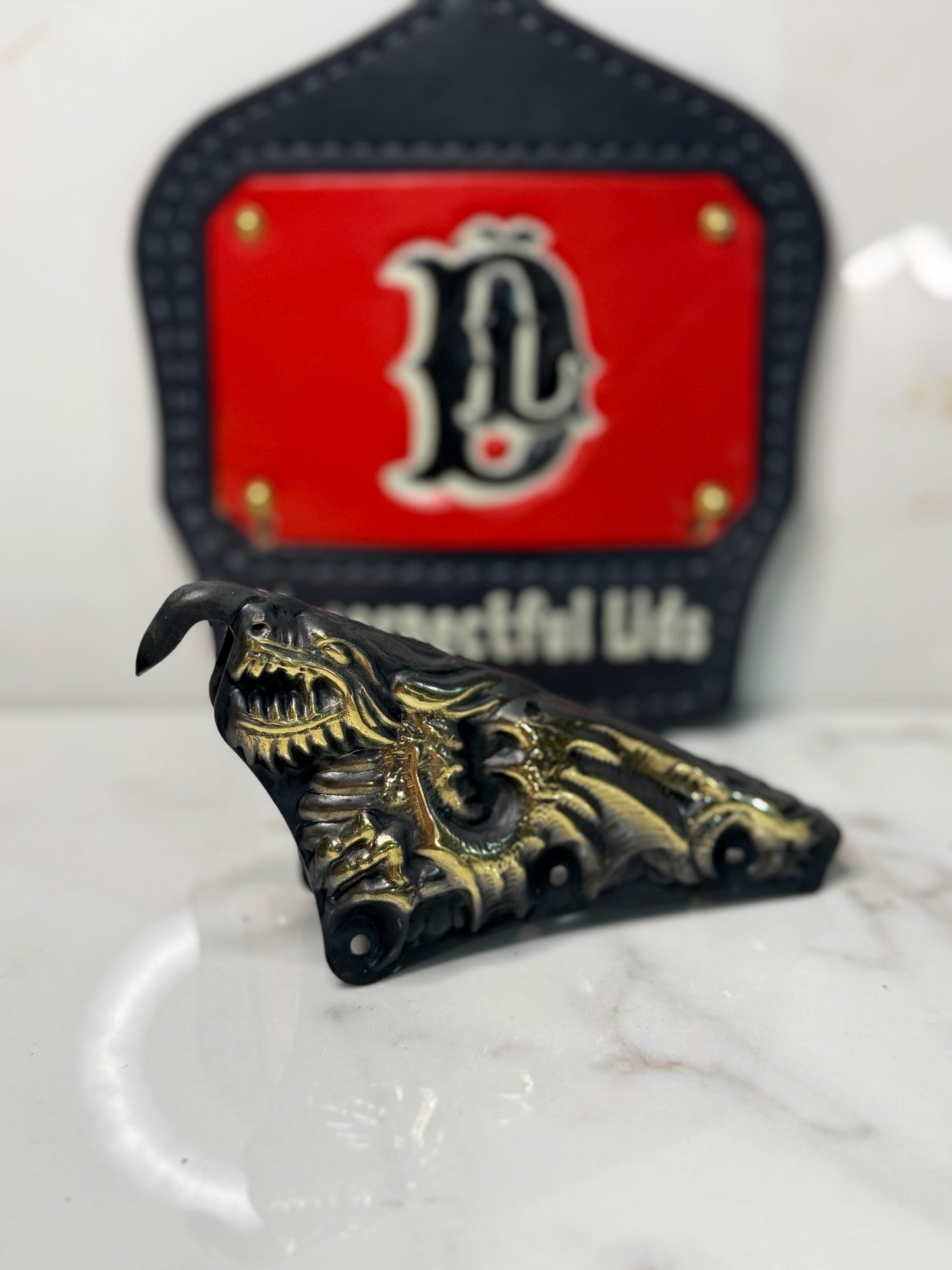 Dragon Front Holder