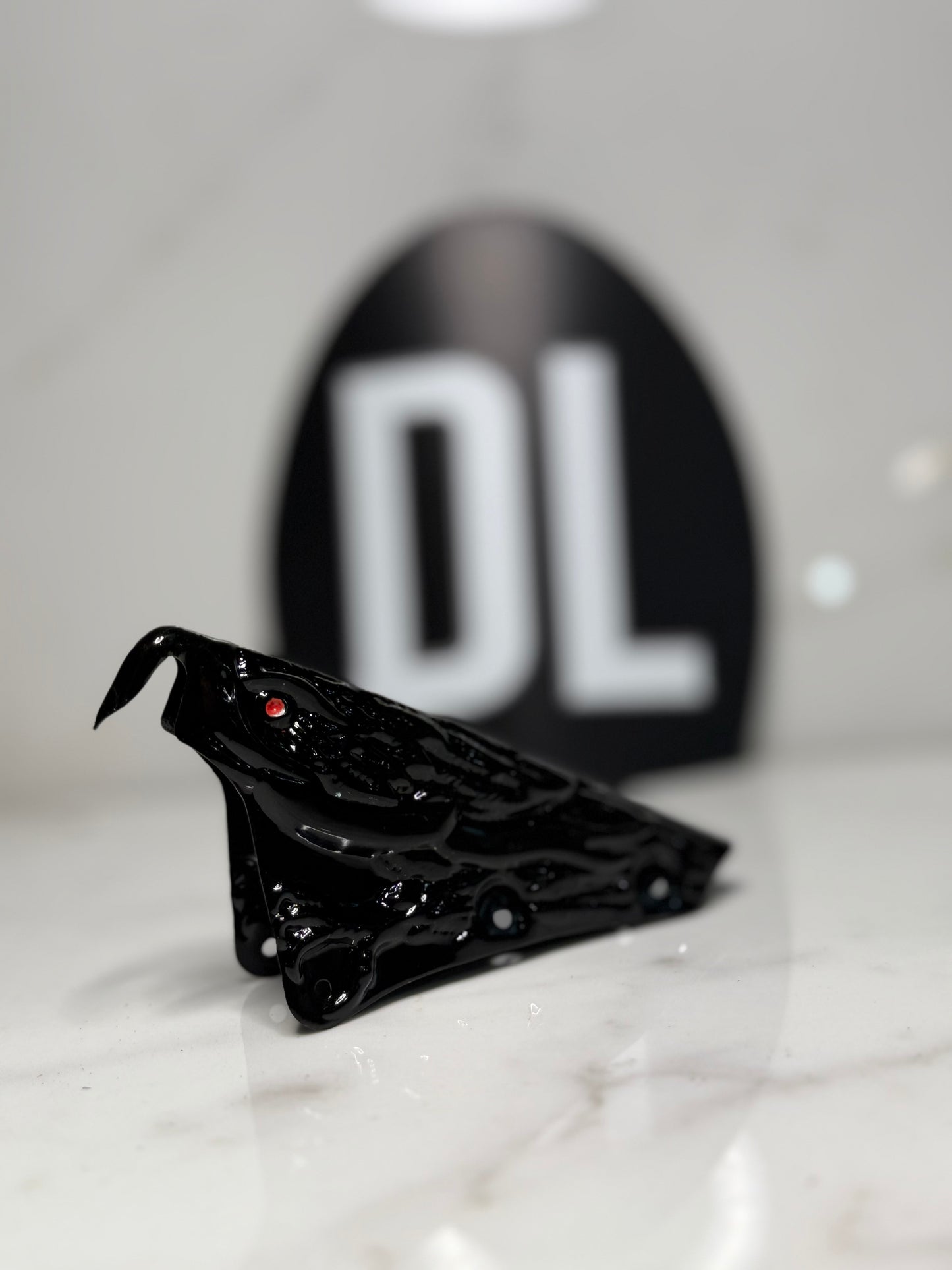 DL Red Eyed Eagle Front Holder